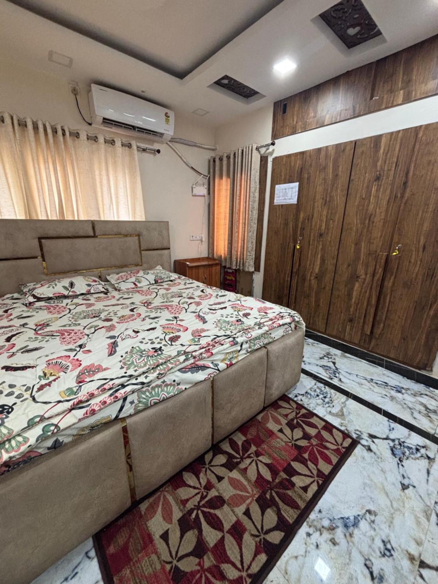 Country house Gupta Residence.