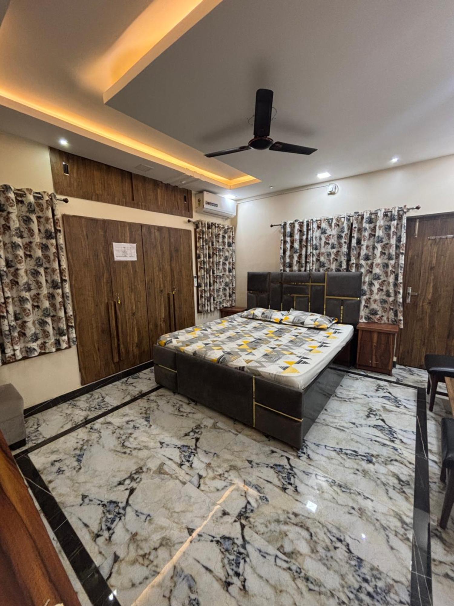 Gupta Residence. Country house Dhanbad